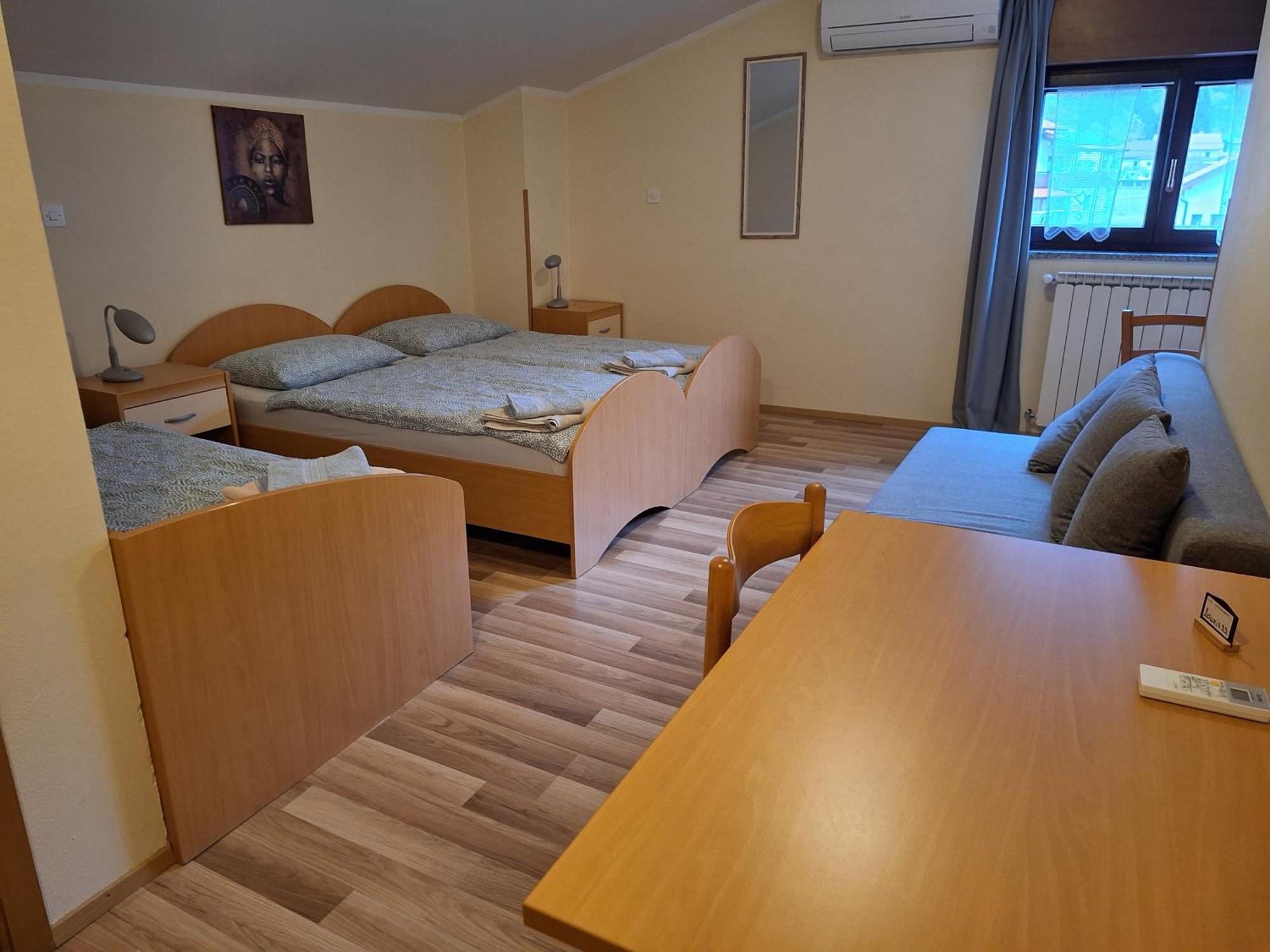 Rooms Pri Lovrizu Kobarid Εξωτερικό φωτογραφία