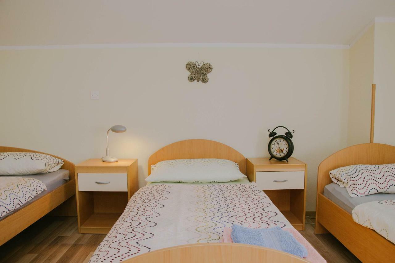 Rooms Pri Lovrizu Kobarid Εξωτερικό φωτογραφία